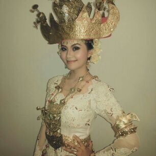 Semua sosmed: gertradishindiah||disamping kirinya @obienyaindie ♡