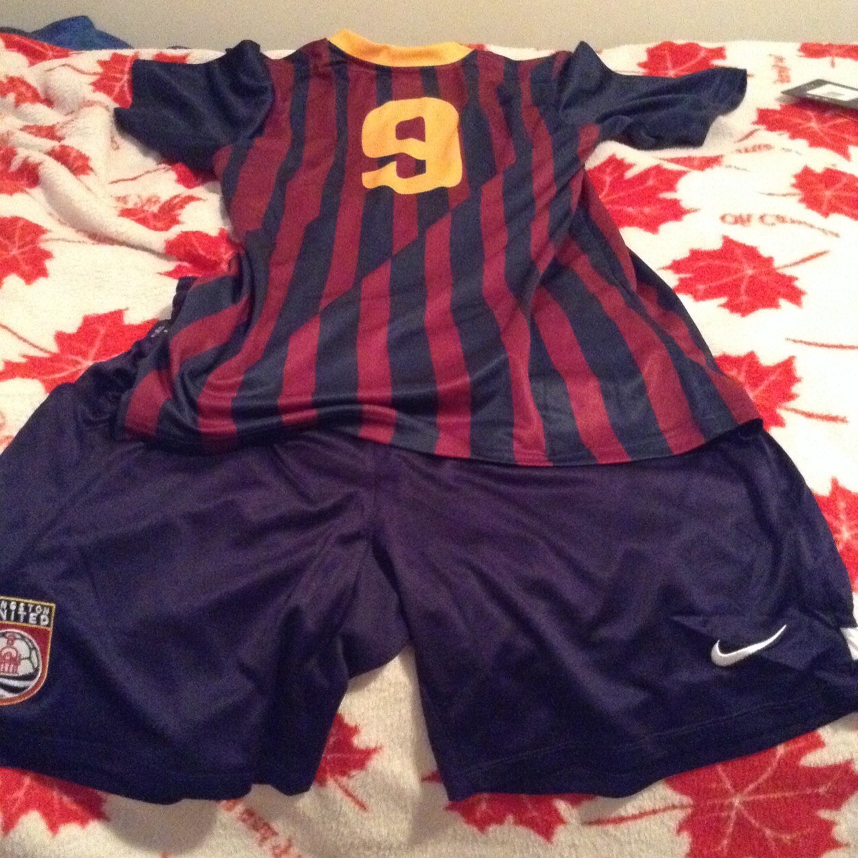 I like soccer, music and video games.