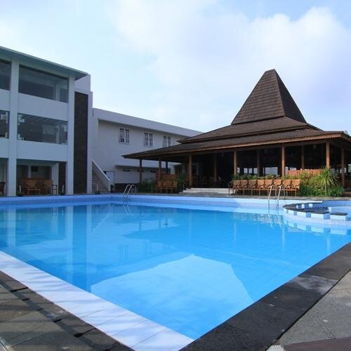Hotel & Resort .. Available for MICE Kawasan Airport City Adi Sumarmo  Jl Embarkasi Haji 24 Gagak Sipat Byl-Surakarta  57375 Ph.+62 271 789 4000