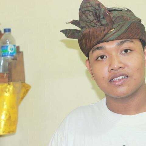 RomyYpramana's profile picture. love ni kadek candra dewi Spd  :*
27803E38 invite yhae.,:)
TKJ (Teknik Komputer Jaringan)