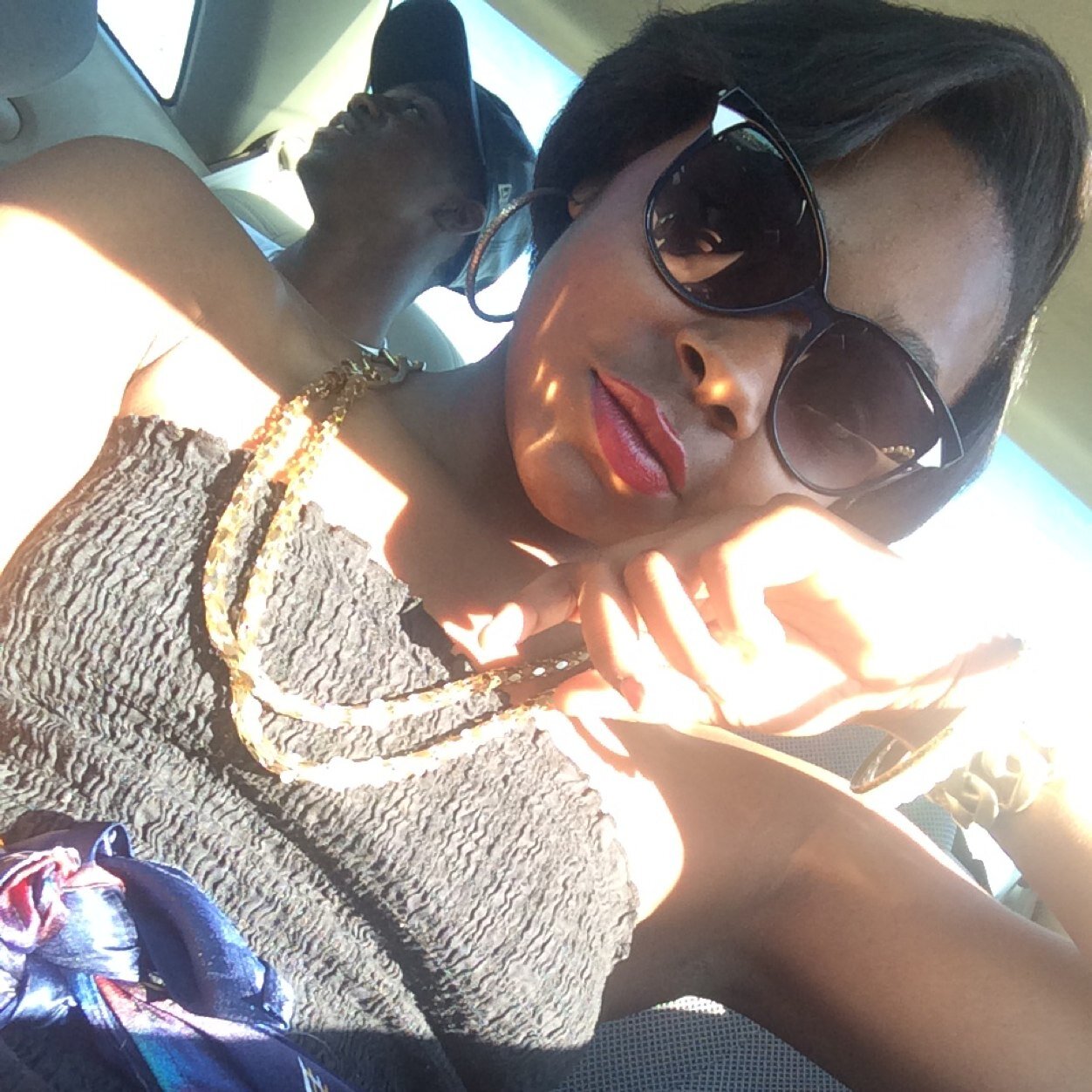 The name is Kayy . Love living life without worries or regrets , If you do it might as well do it big with . == @OnlyOne_ME_ @Monae9_11 @GorgeousBaller_