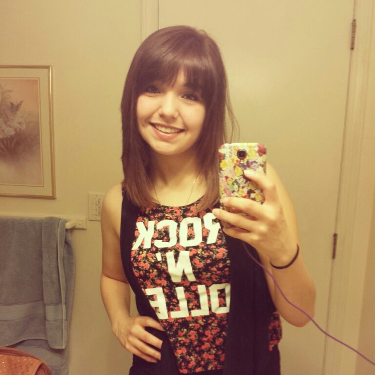 meghanblemke's profile picture. Fuck bitches.