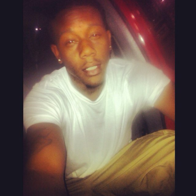 22 Chill ass dude-- No Moses but follow me doe--FreeMyUncRay-- #Cowboys#Mavericks#Nation#