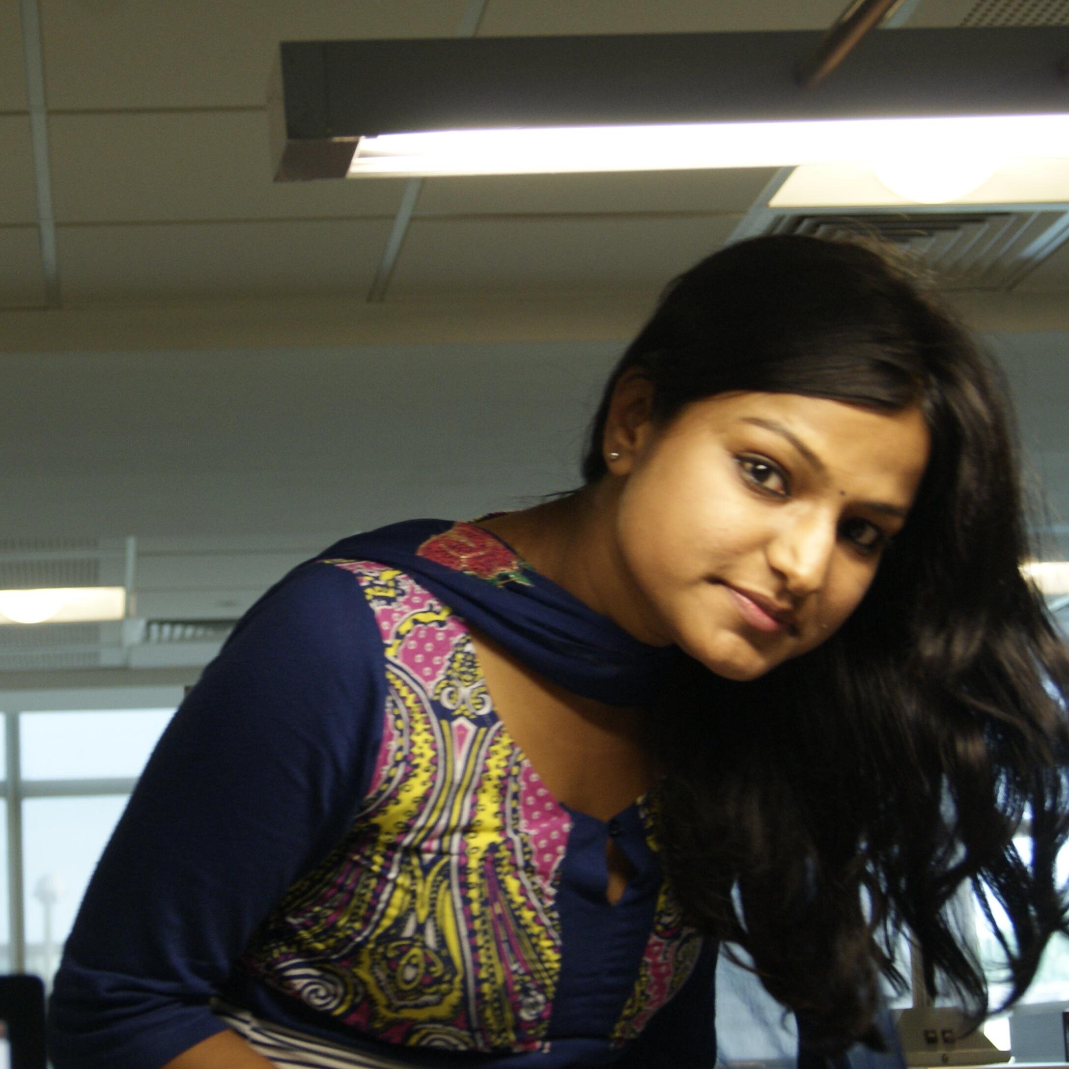 Curious Marketer-Music lover-Enthusiast learner- In love with the little things in life
