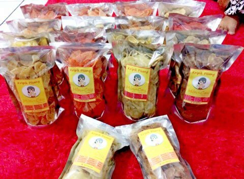 yuk order kripik pisang 11 variant rasa dan mie lidi unik , pin : 765C762B minat call/ sms 081222242495 (Delivery order)