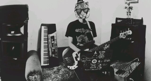 MADE IN INDONESIA |  Instrumental Reggae DUB | Di gawangi @abasharuman | supported by @shalouTM | check @soultoheaven , hatur nuhun |