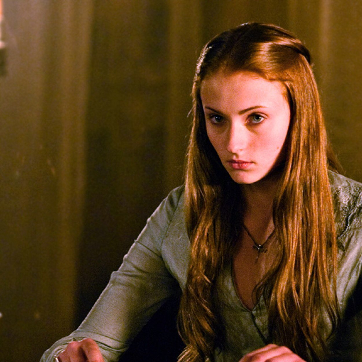 eldest daughter of Catelyn and Eddard Stark. Sister to Robb, Bran and Rickon and Arya, half sister to jon snow.
