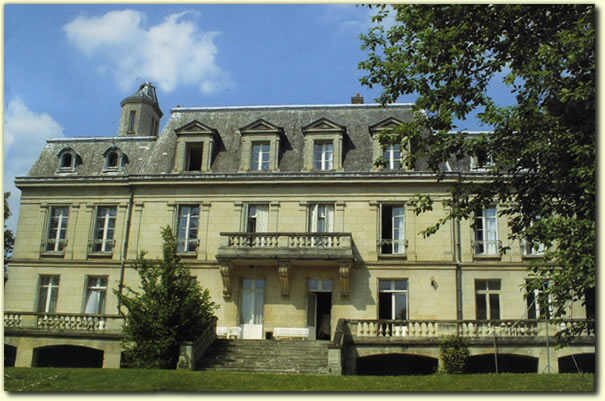 Association des anciens dAPTE
Aide et Prévention des Toxico-dépendances par l'Entraide 
2, rue du Géneral Dutour de Noirfosse
02880 BUCY LE LONG
https://t.co/mZb7pr4FIY