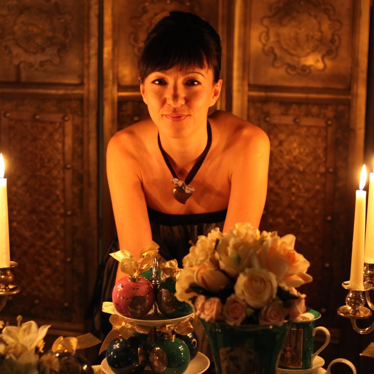 ArteWagner's profile picture. Wagner Arte Frumoase si Povesti a aparut prin pictura pe portelan a Anei Wagner.