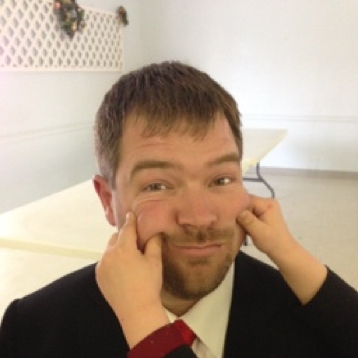 cujo1smith's profile picture. Lake living in Kahoona's Cave at 503