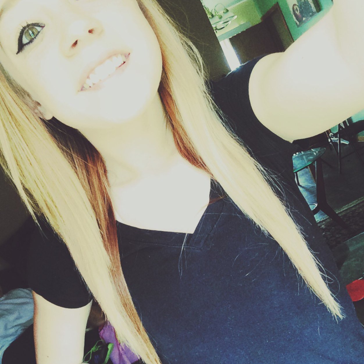 Kik: jordan.niggag 
Snapchat: jordan.niggah
My birthday is 4/20