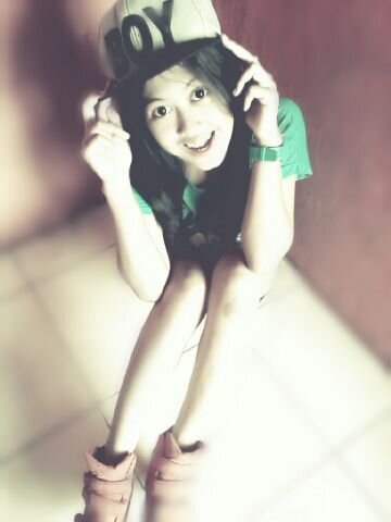 I don't need a perfect one, I just need someone who can make me feel that I'm THE ONLY ONE ..