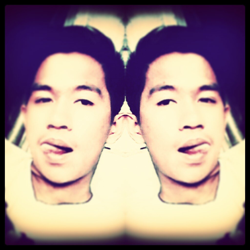sweet, lovable, honest, syempre cute!! at gwapo!!hehehe! And i love sports cars and motorcycle like big bike!