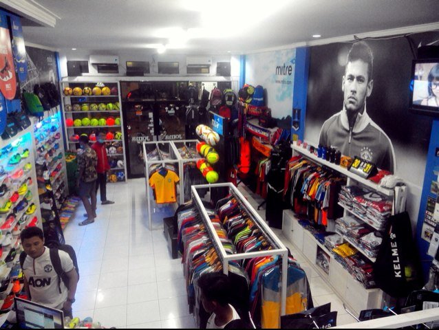 adidas outlet kalimalang