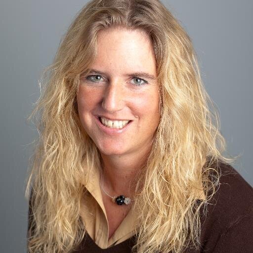 BabetteEckart's profile picture. 2 Jobs, 2 Kinder, 2 Pferde. Was will man mehr?