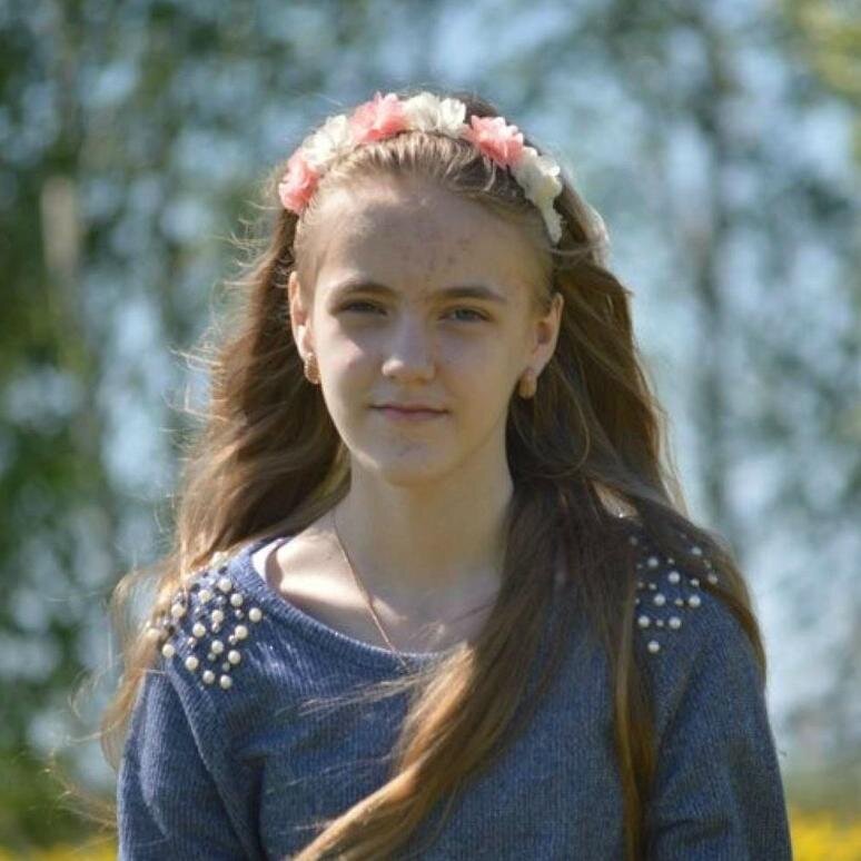 I am very big Hunger Games and Harry Potter Fan.30 STM is my life :3
Я большая фанатка Гарри Поттера и Голодных Игр.30 STM моя жизнь :3