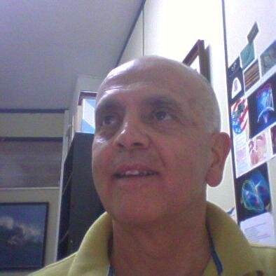 Normalmente muy racional, con menos frecuencia impulsivo y me apasiona el estudio de la máquina humana