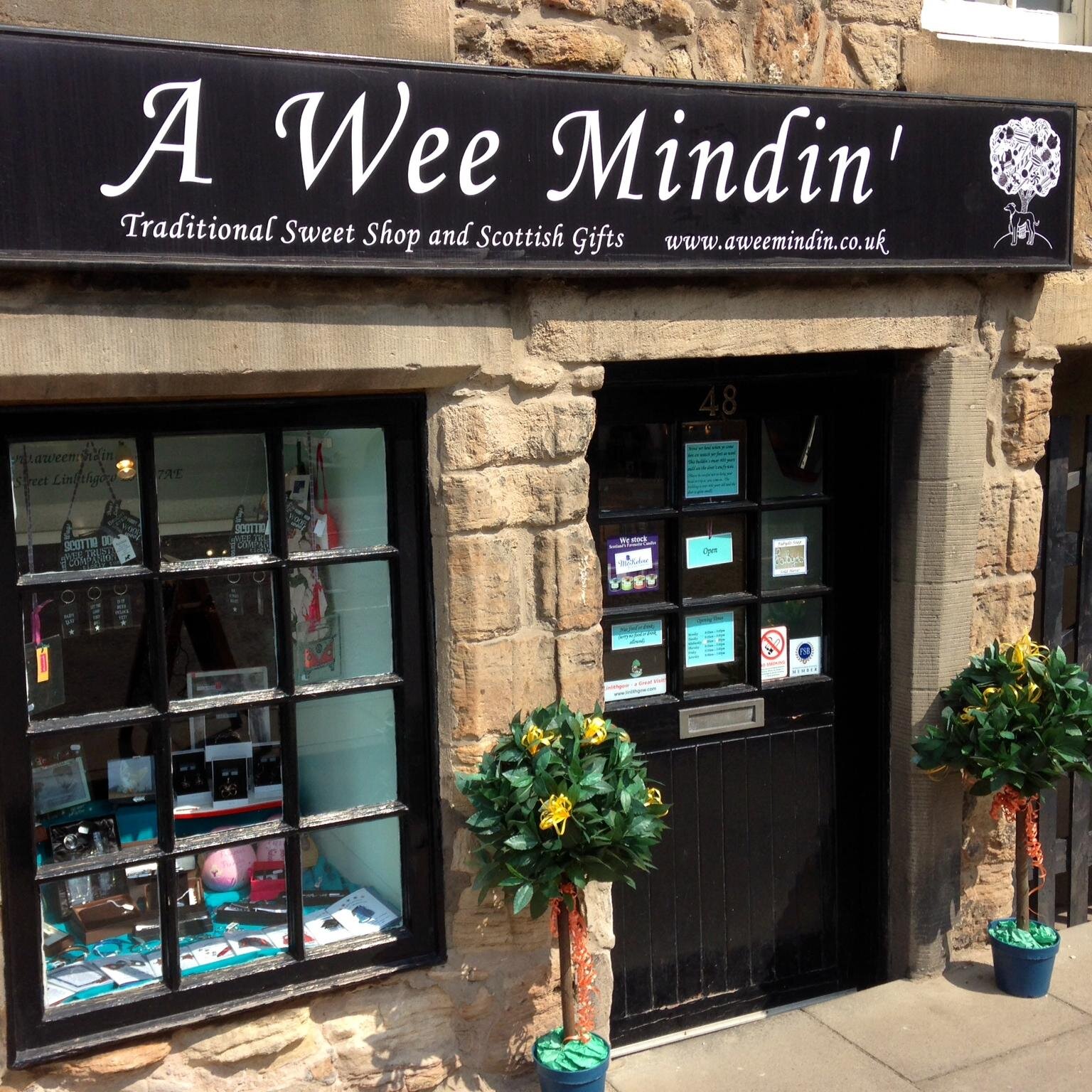 We are a sweet shop and gift shop in the historic town of Linlithgow, selling Tianguis Jackson silver jewellery, Ness Bags, Just Slate company and much more!