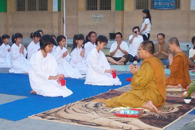 I'm Trisna•SHS of Buddhi •Believe in Buddha♥