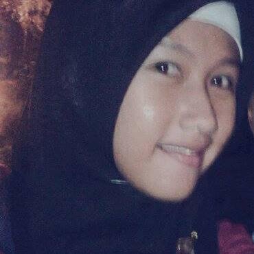 -_-  ♥  ||  . (˘⌣˘)ε˘`)   ||  12 agustus 1998