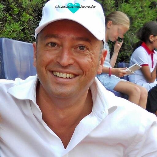 Esperto in #Comunicazione, Autore di #Counseling e #PNL, #Docente, #Coach e #Counselor.
