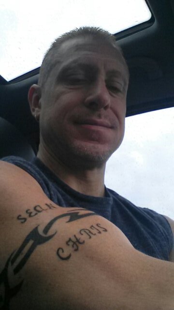 colonialman's profile picture. Baker Boyz. Starting a new chapter of my life With the Love of my life .Love MY kids  Love Life Pastry/Food is my Passion . paraman169@gmail.com