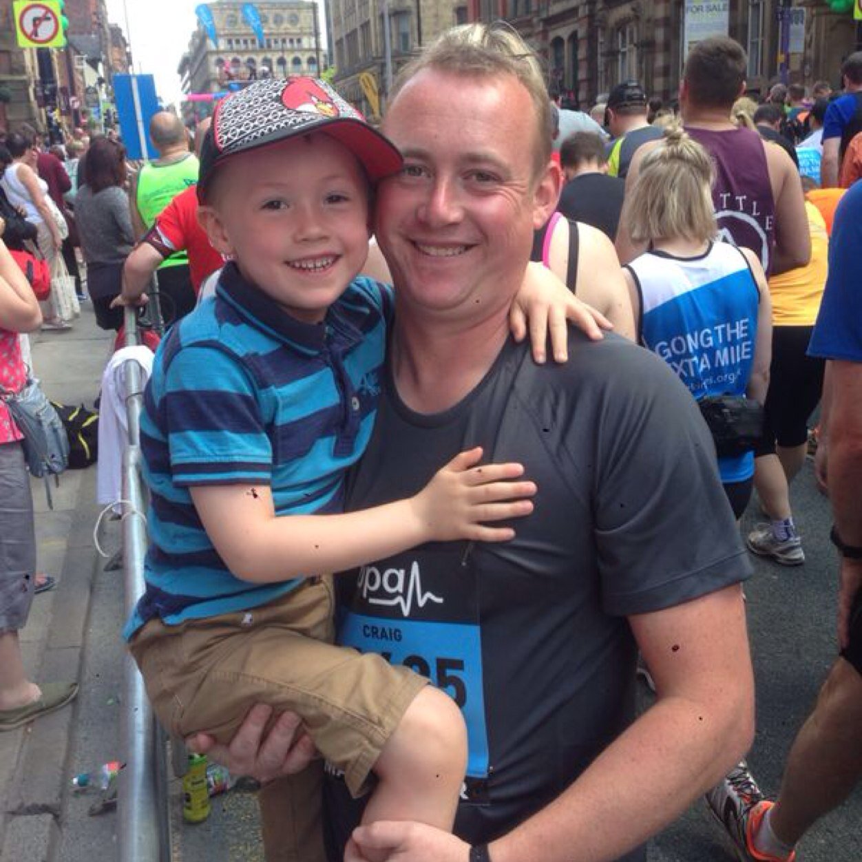 Burnley f.c fan, proud dad of my amazing son oliver george, rossendale born and bred who loves a tweet or two