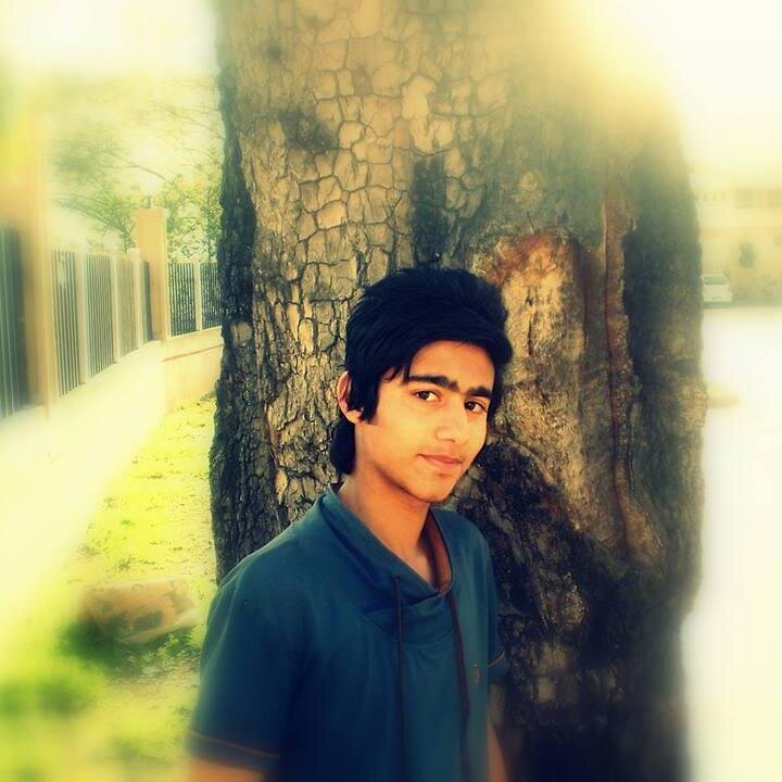 labi143's profile picture. 