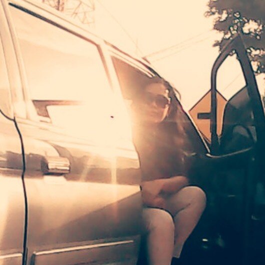 sary_ayi's profile picture. menikmati hidup semoga amin...