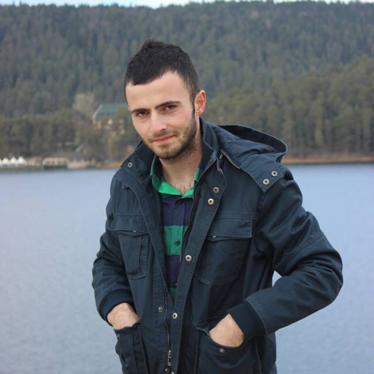 Bakarken kiyamamak baktikca doyamamaktir AŞK ....