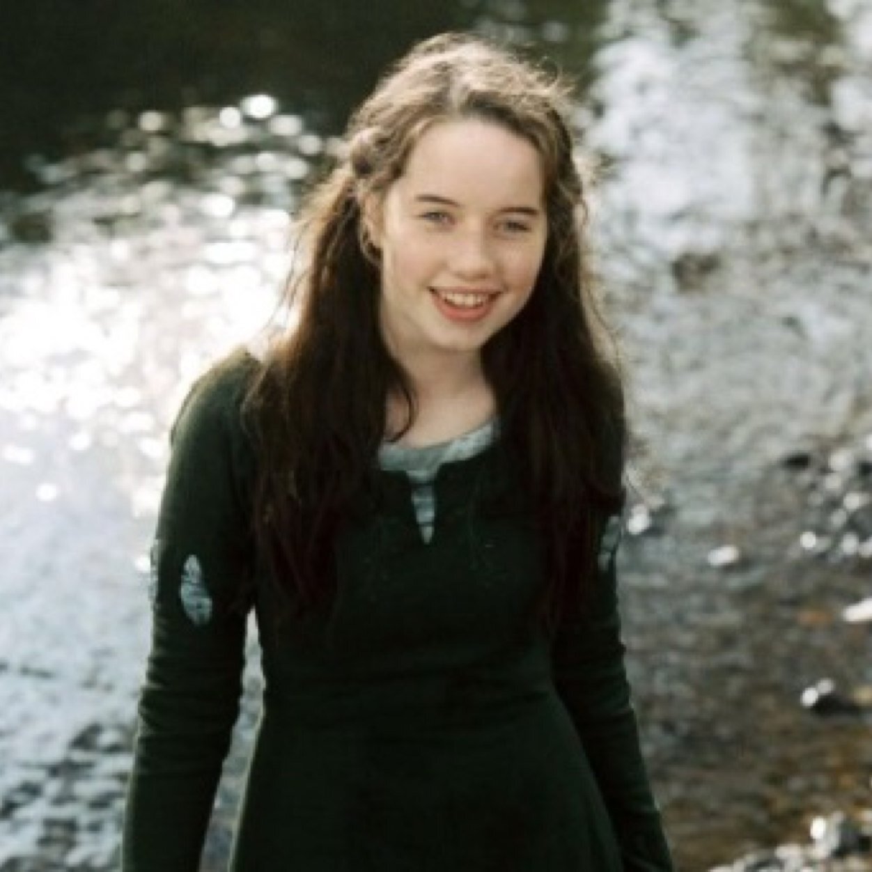 I have three siblings. Im the daughter of eve, me and my siblings found a place called Narnia. Sister: @YoungBelieverLu