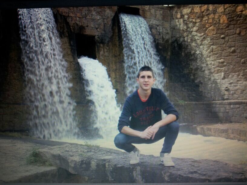 ikerchel's profile picture. aprovechando dia a dia que el tiempo es oro.