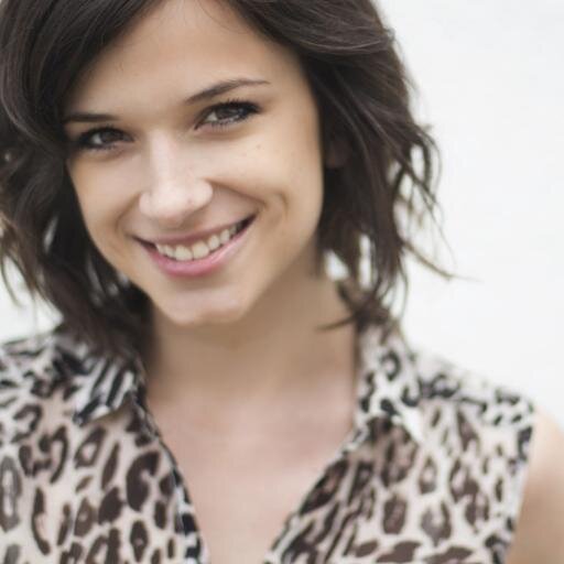 Women's Love & Relationship Coach - Happily Ever After Starts With You