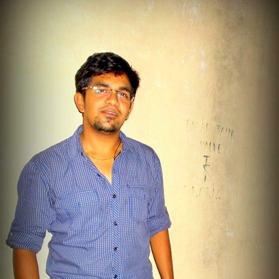 Die hard dhonian by heart, software engineer by profession !