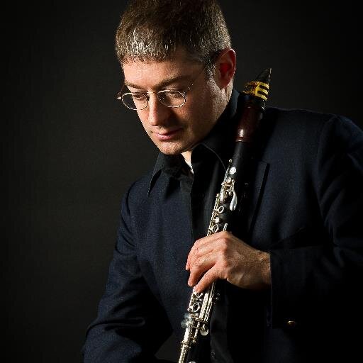 Clarinetist and saxophone player and teacher at the University of Toronto, and freelancer in all classical and contemporary genres!
