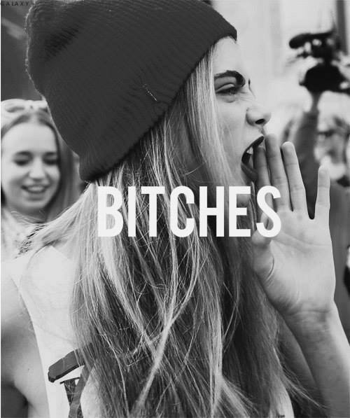 《simples chicas que saben como te sientes✌》 .