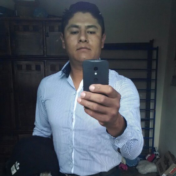 conocí el evangelio. y hoy día me esfuerzo para vivirlo. reconozco mi debilidad  y es ahí donde Jesucristo me fortalece. atravesé de su espíritu santo.