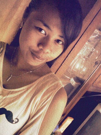 fitriazhae's profile picture. hidup ini tak seindah yang kita bayangkan terus tersenyum demi menggapai impian kita :)