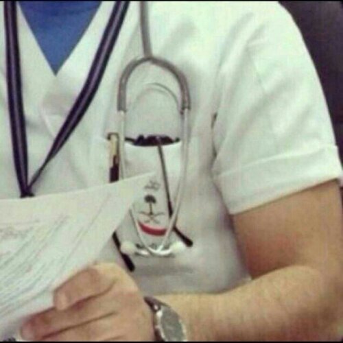 ‏متذوق ل الشعر _ مصور _ مصمم _ ارجو من الجميع  متابعتي  عبر انستقرام وشاركونا ب ردودكم  / _bnone  #  وعبر الببي  7E5F5671