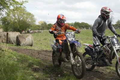 Snapchat yamaha199 ride for firecrest motorcycle Outfitters, Bulldog power energy drink, rip and roll goggles and opie olis