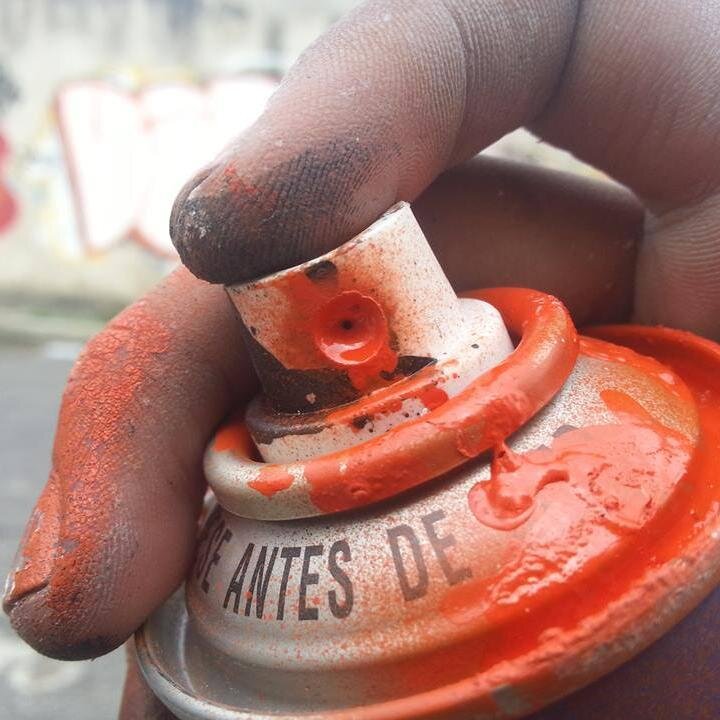 Artista del graffiti aragüeño, comprometido y felizmente padre!