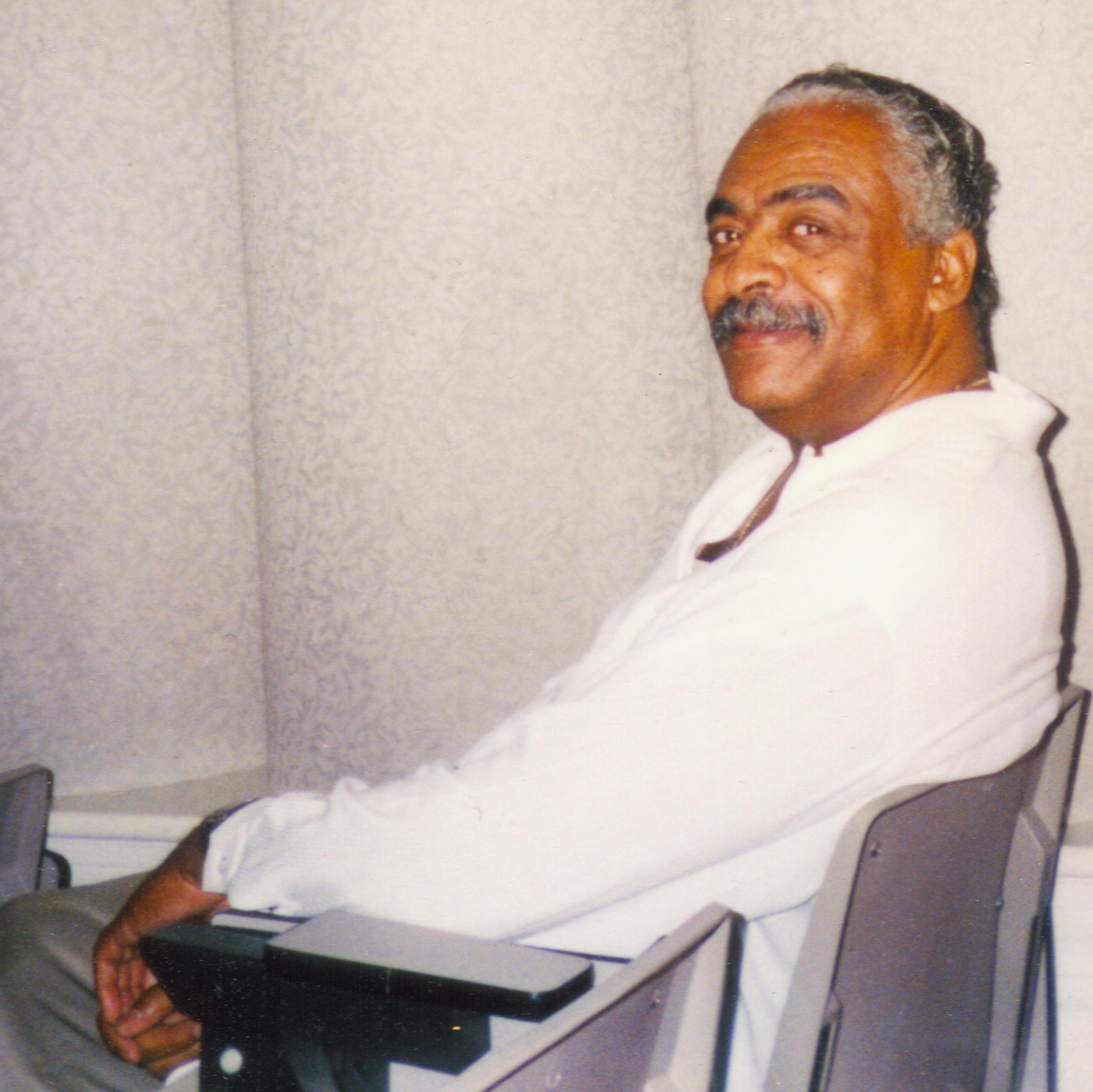 The Robert Hill Foundation is a 501(c)(3) non-profit FDNTN highlighting stroke awareness/prevention, creating initiatives to promote overall health & wellness