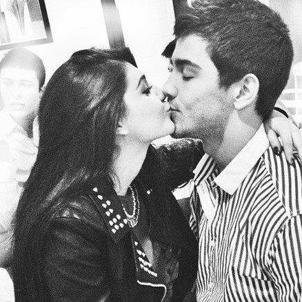 “Quando se ama de verdade não tem esse negócio de final feliz. Porque o amor verdadeiro simplesmente não tem final.”