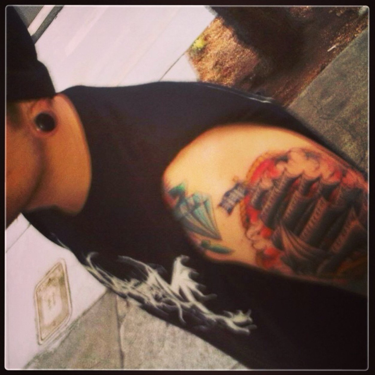 RaffeRandombear's profile picture. GRAFFITI-PHOTOGRAPHY-DESIGN-MUSIC. RANDOMBEAR!