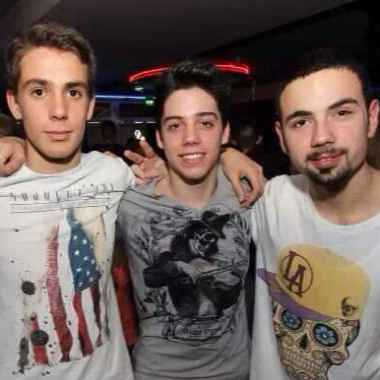 rove980's profile picture. Guardare oltre ciò che si vede è una virtù di pochi