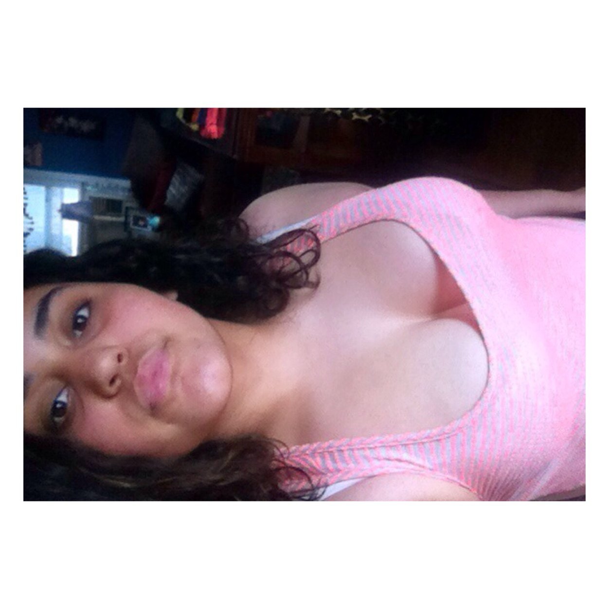 you all about her, and she all about hers 
Instagram; johannagomez_