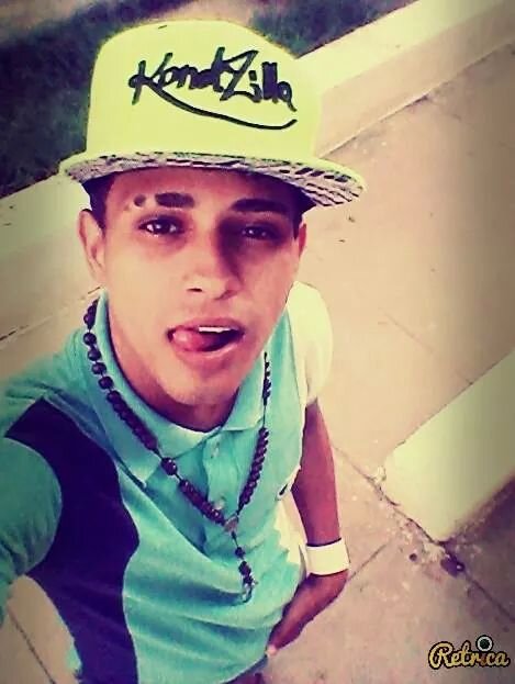 Kayk Santos Tenho 18 Anos e Amo A Musica  3