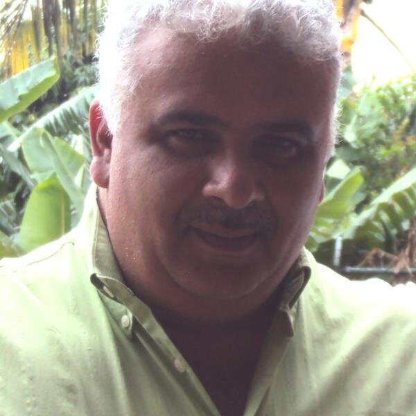 Diseñador de Sitios Web, Asesor de E-Marketing, Social Media, Coach, Computación, Capacitación,Formador a Distancia
