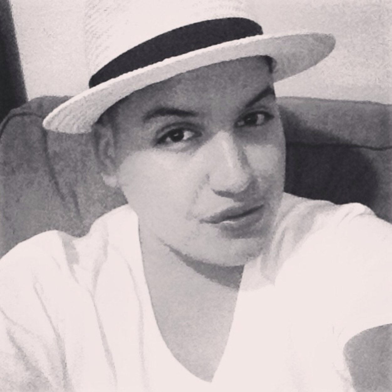 Im a open book funny loud crazy im all that and im that bitch you love to hate