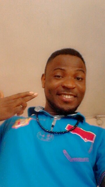 Am next to the moon close to the sun so call me a star!!!wink